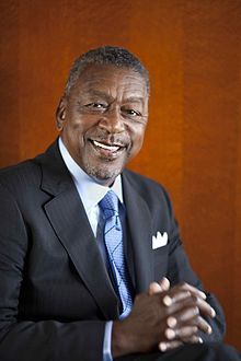Robert L. Johnson (1946- )