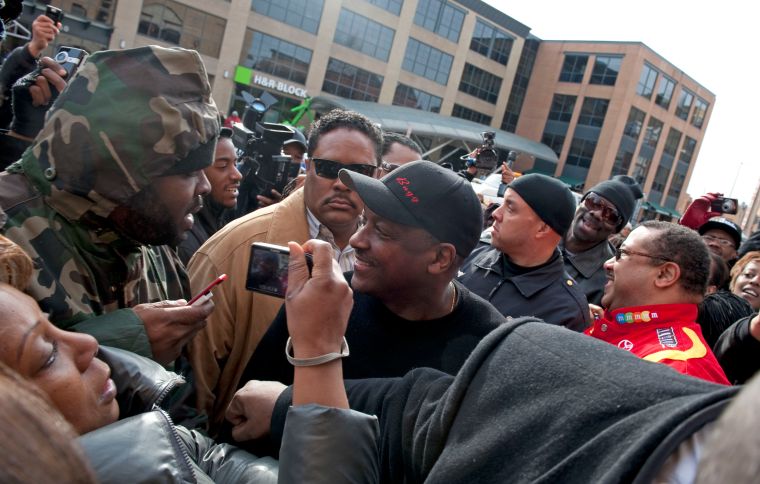 Majic 102.3 Welcomes Donnie Simpson