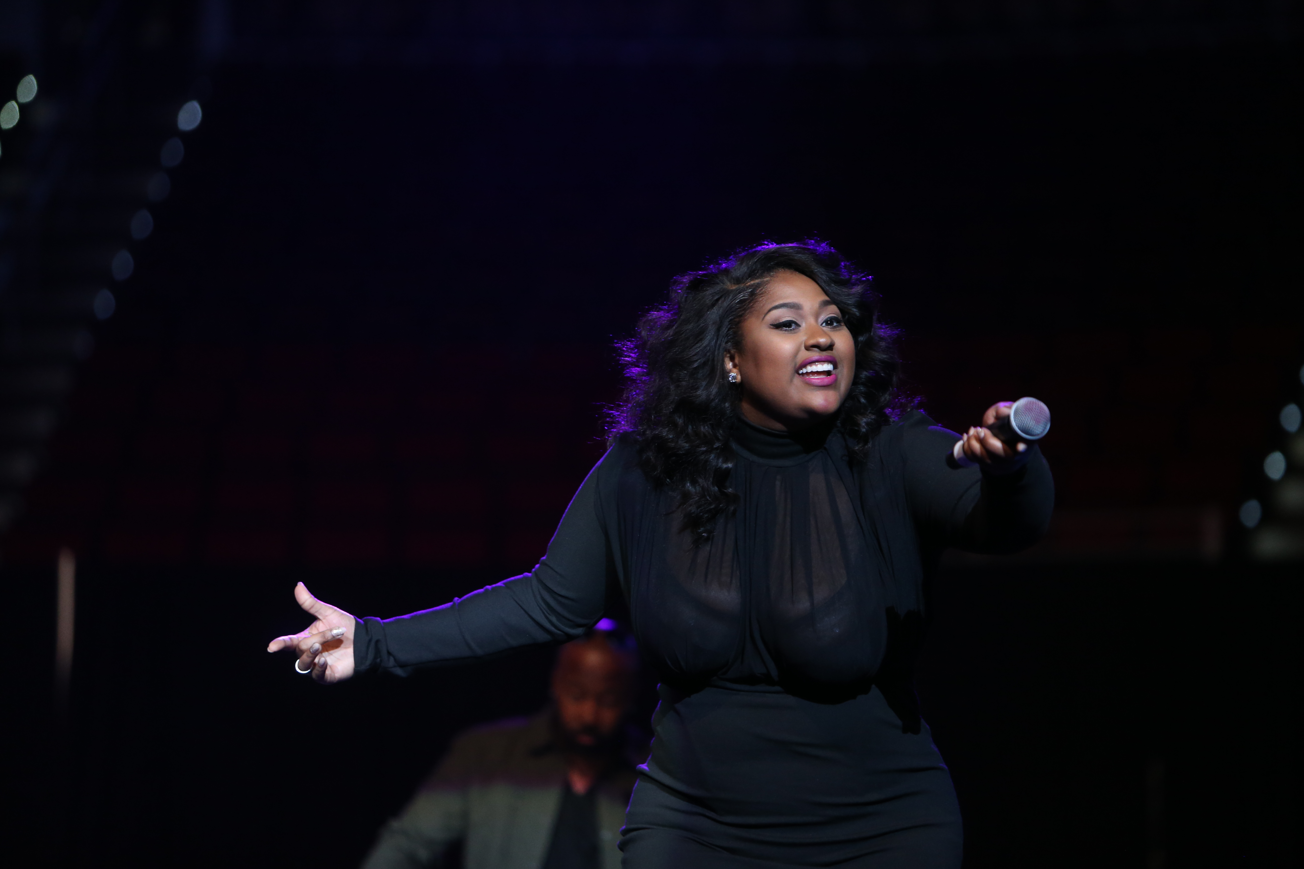 Jazmine Sullivan at Women's Empowerment 2016