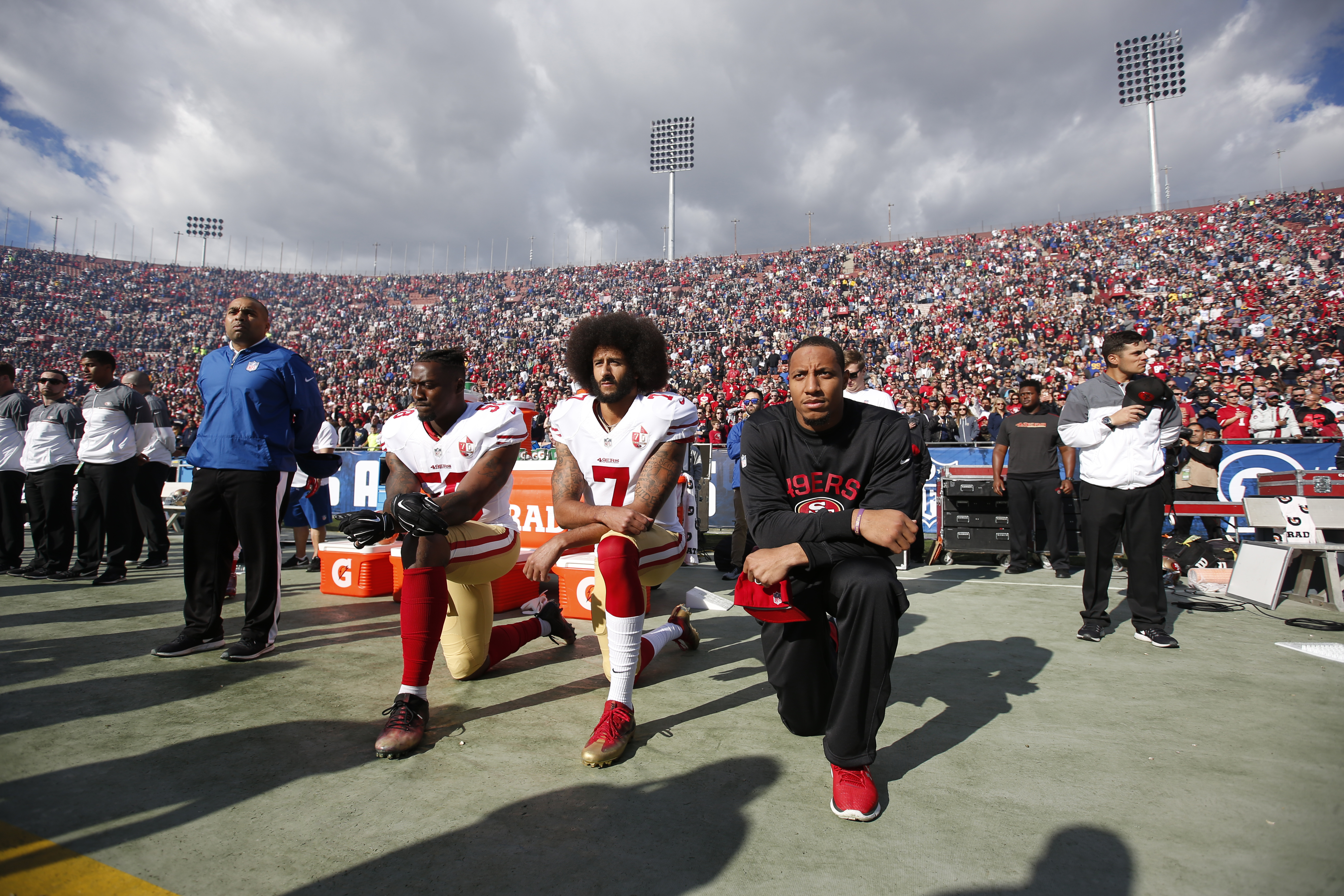 San Francisco 49ers v Los Angeles Rams