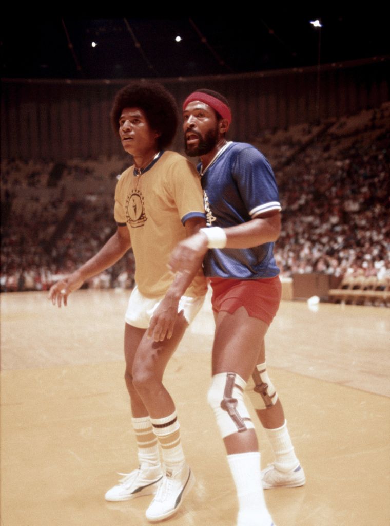 Marvin And Jackie Play For Charity