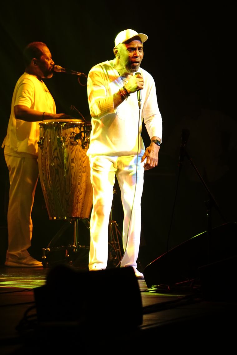 Maze Featuring Frankie Beverly