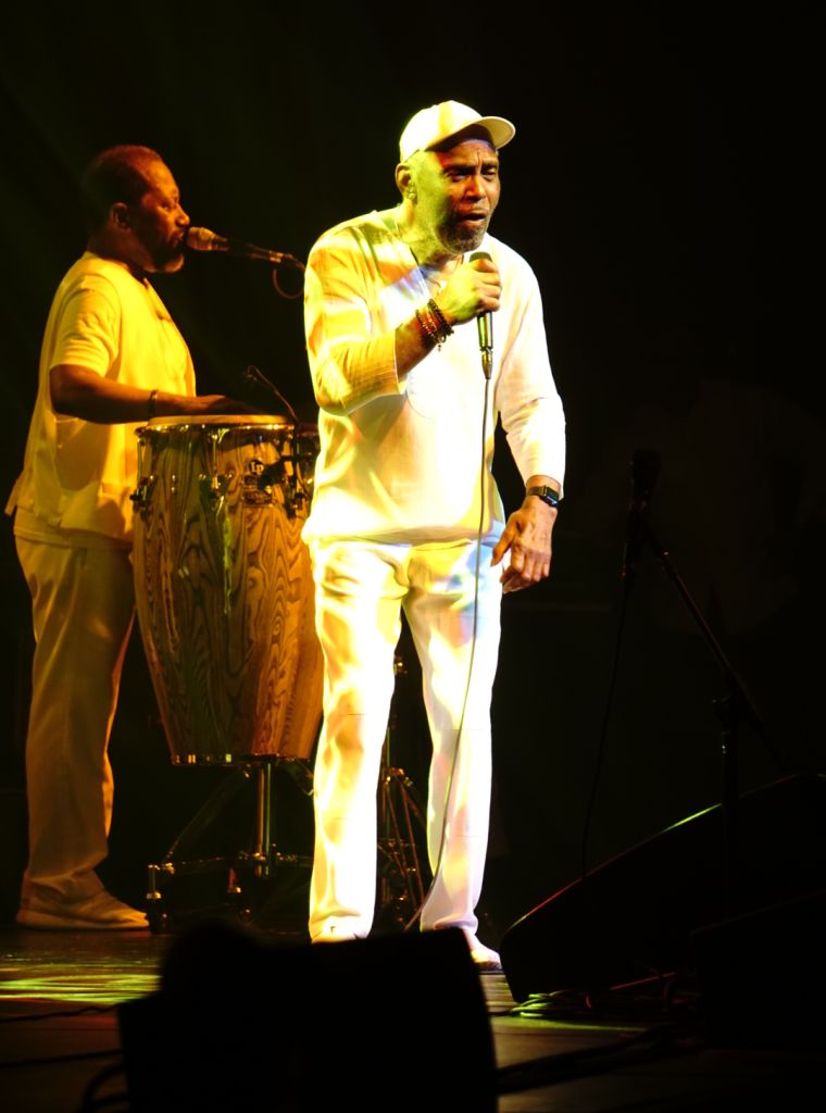 Maze Featuring Frankie Beverly