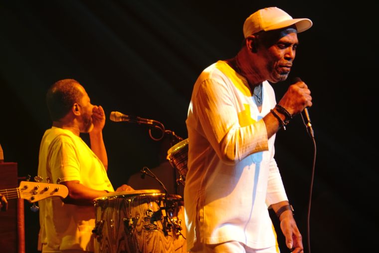 Maze Featuring Frankie Beverly