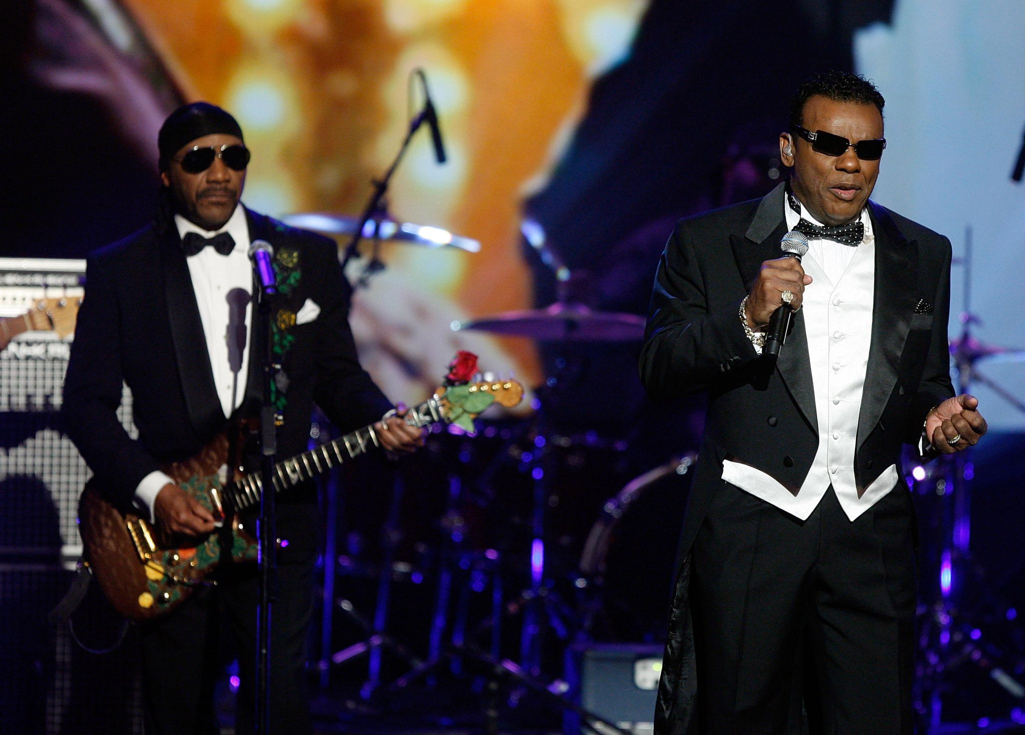 5 Ron Isley Songs To Vibe With On His Birthday [Listen] | Majic 102.3