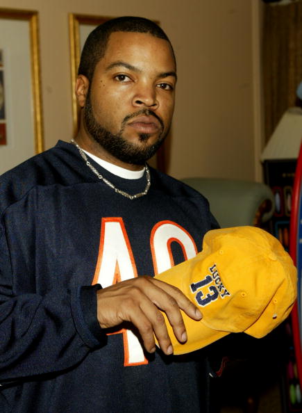 Rock In The New Year At "America's Party" GIFT LOUNGE