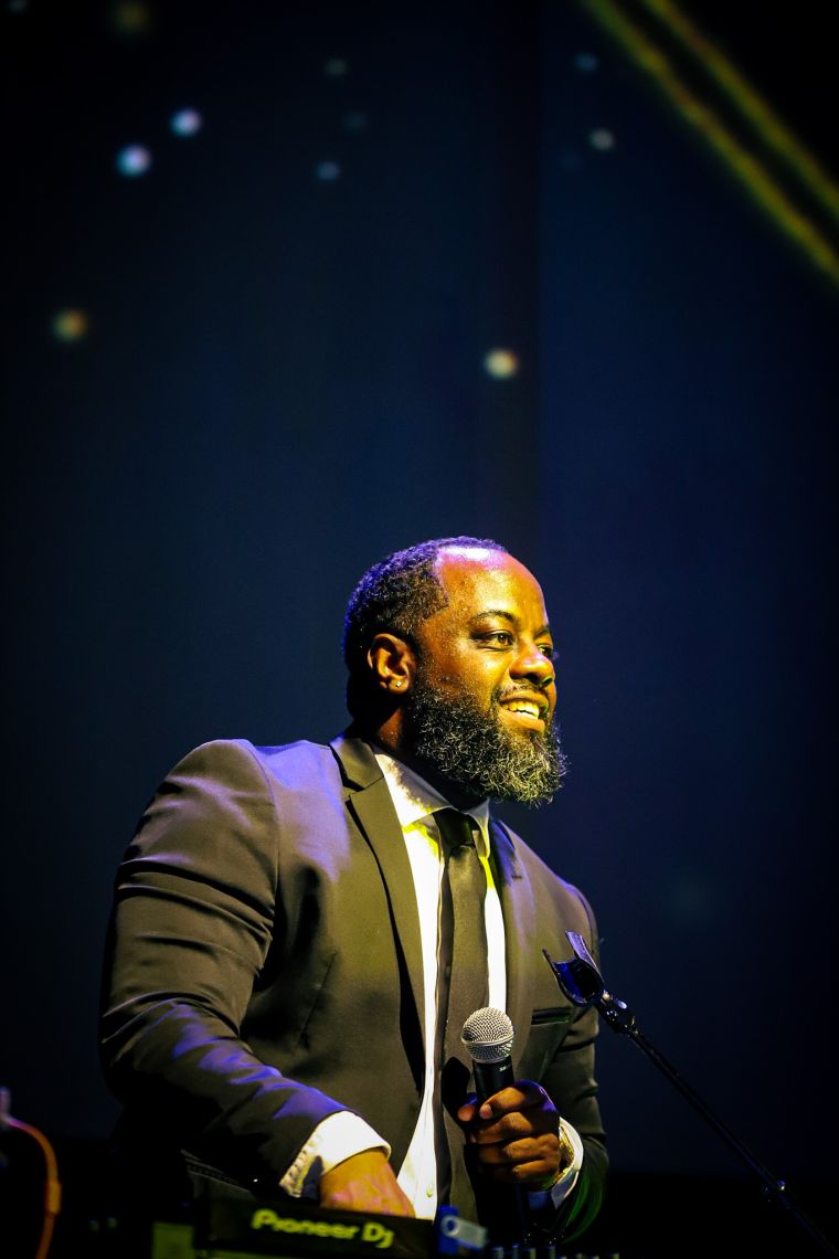 DJ 5'9 at the 2023 Juneteenth Honors