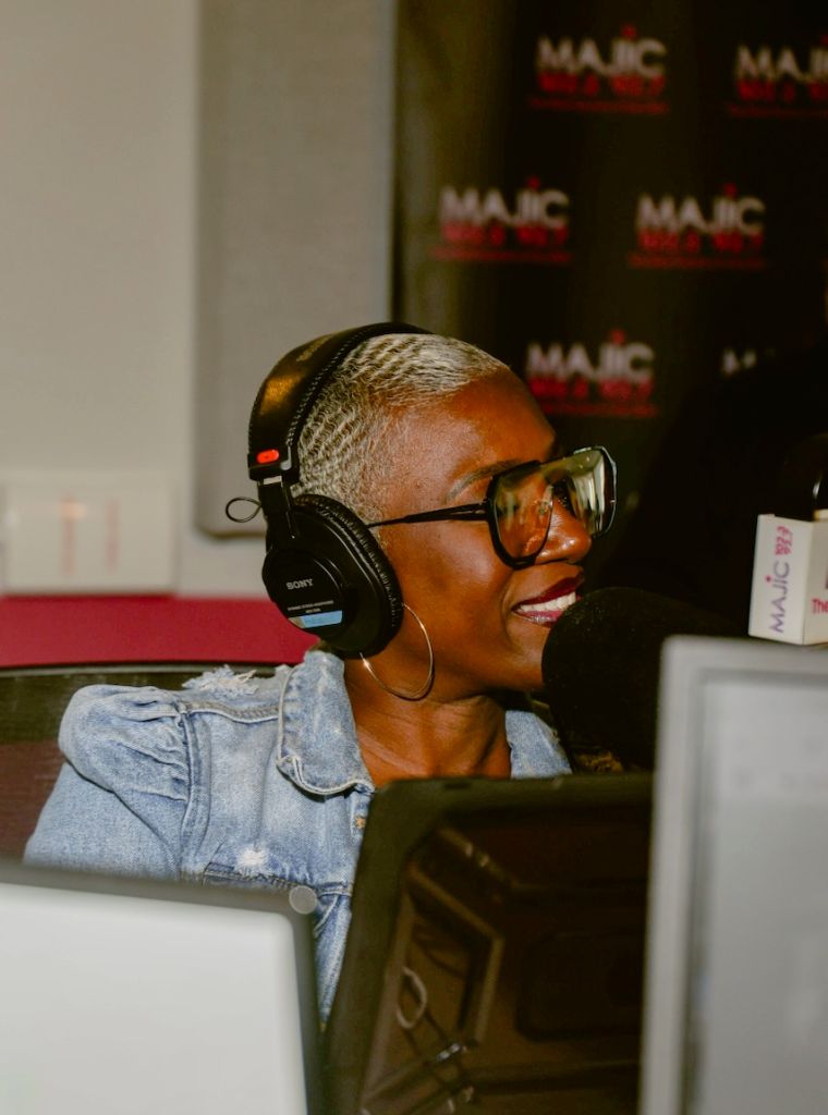 Ne-Yo At Majic 102.3/92.7 Studios