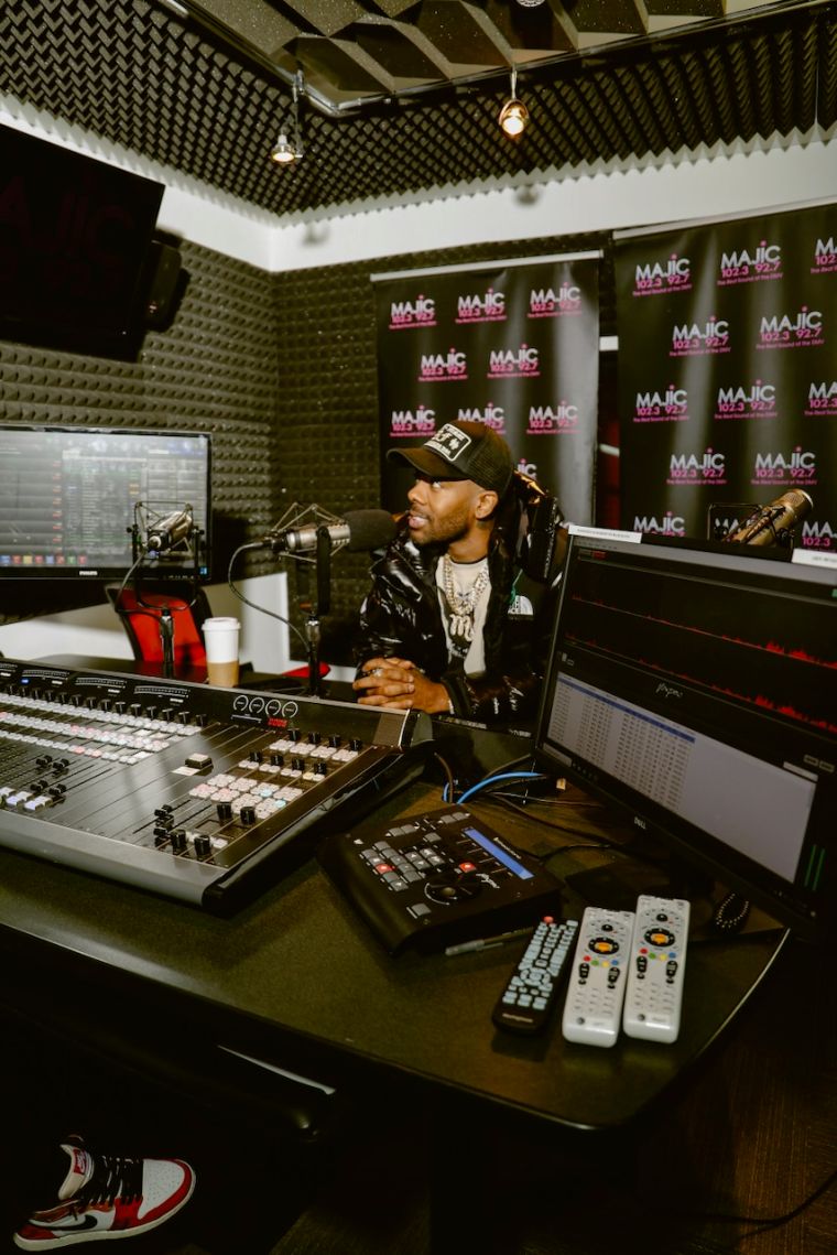 Mario Exclusive with Vic Jagger