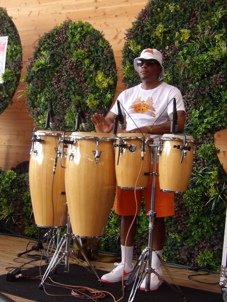 Majic Wednesdays With A.F.R.O.B.A.M + A Special Performance from Sugar Bear and E.U.