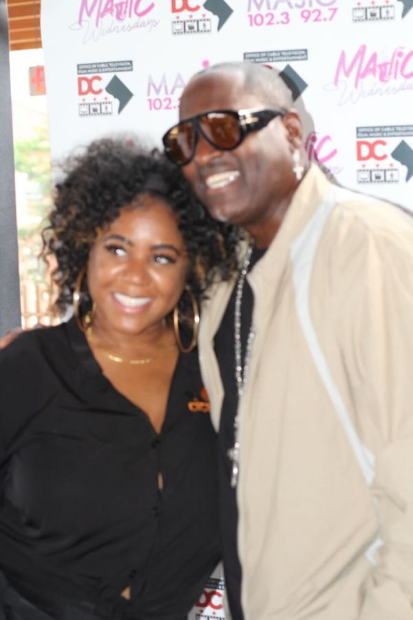 Johnny Gill and Perfekt Blend Band at Majic Wednesdays