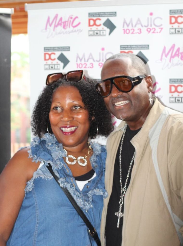 Johnny Gill and Perfekt Blend Band at Majic Wednesdays