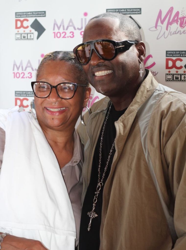 Johnny Gill and Perfekt Blend Band at Majic Wednesdays