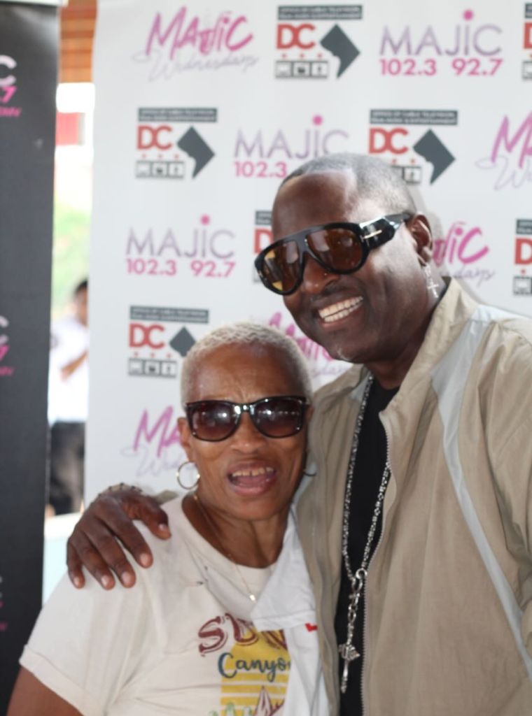Johnny Gill and Perfekt Blend Band at Majic Wednesdays