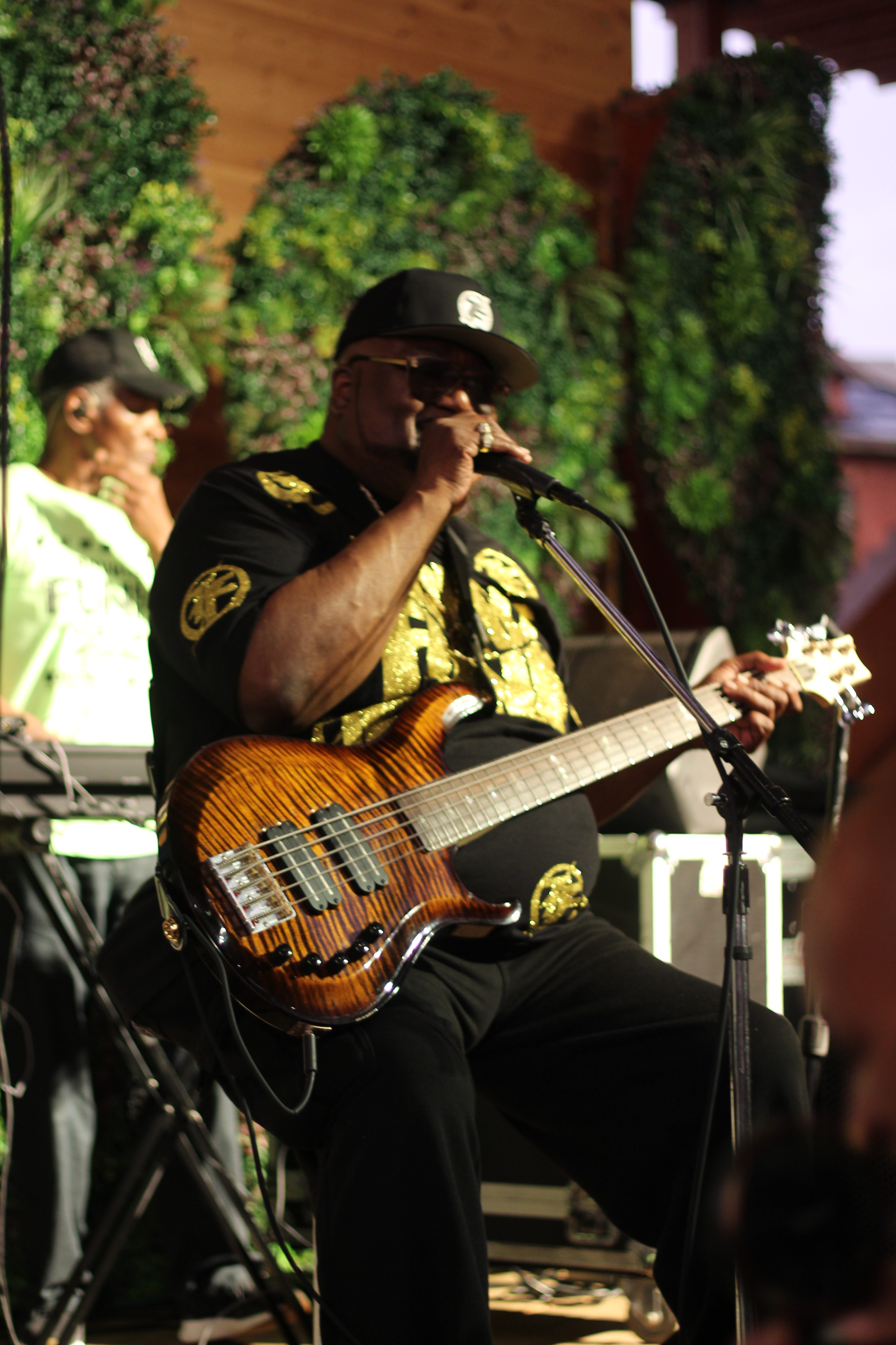 Timeless Vision, Trouble Funk & Kirk Franklin Shine
